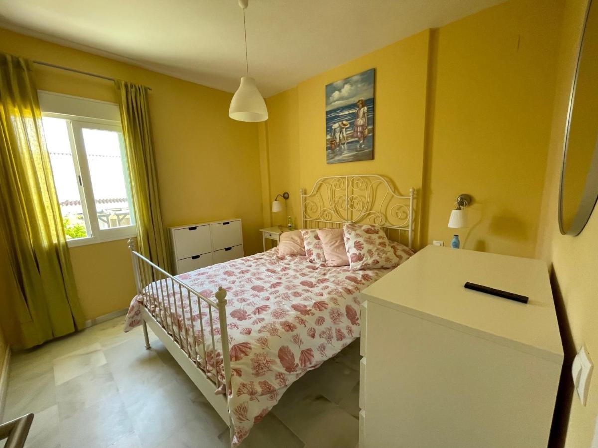 Hochwertiges Haus In Wunderschoener Golf Anlage Am Meer Rota Bagian luar foto
